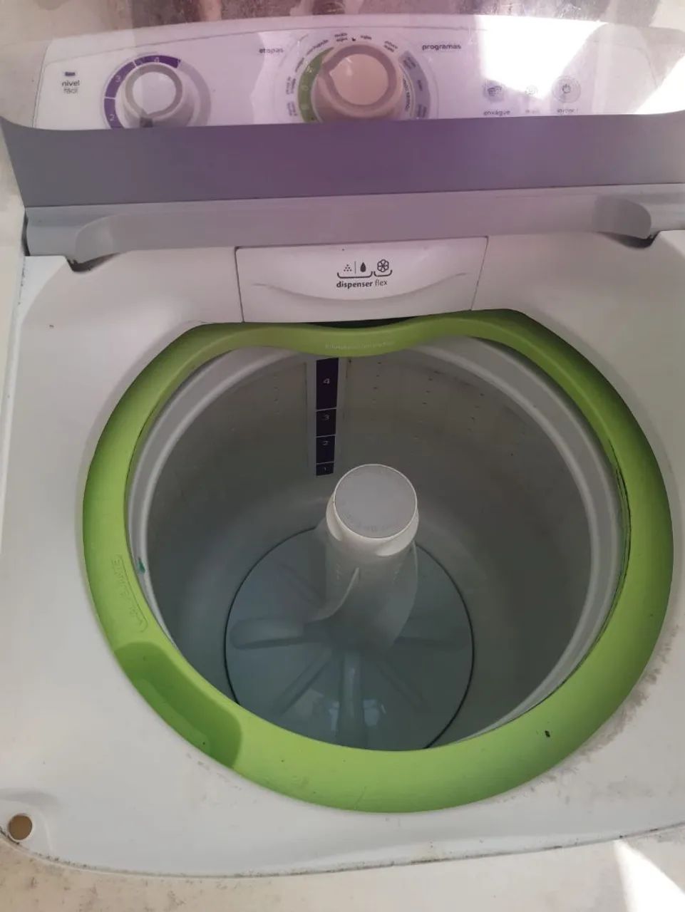 Máquina de lavar muito boa