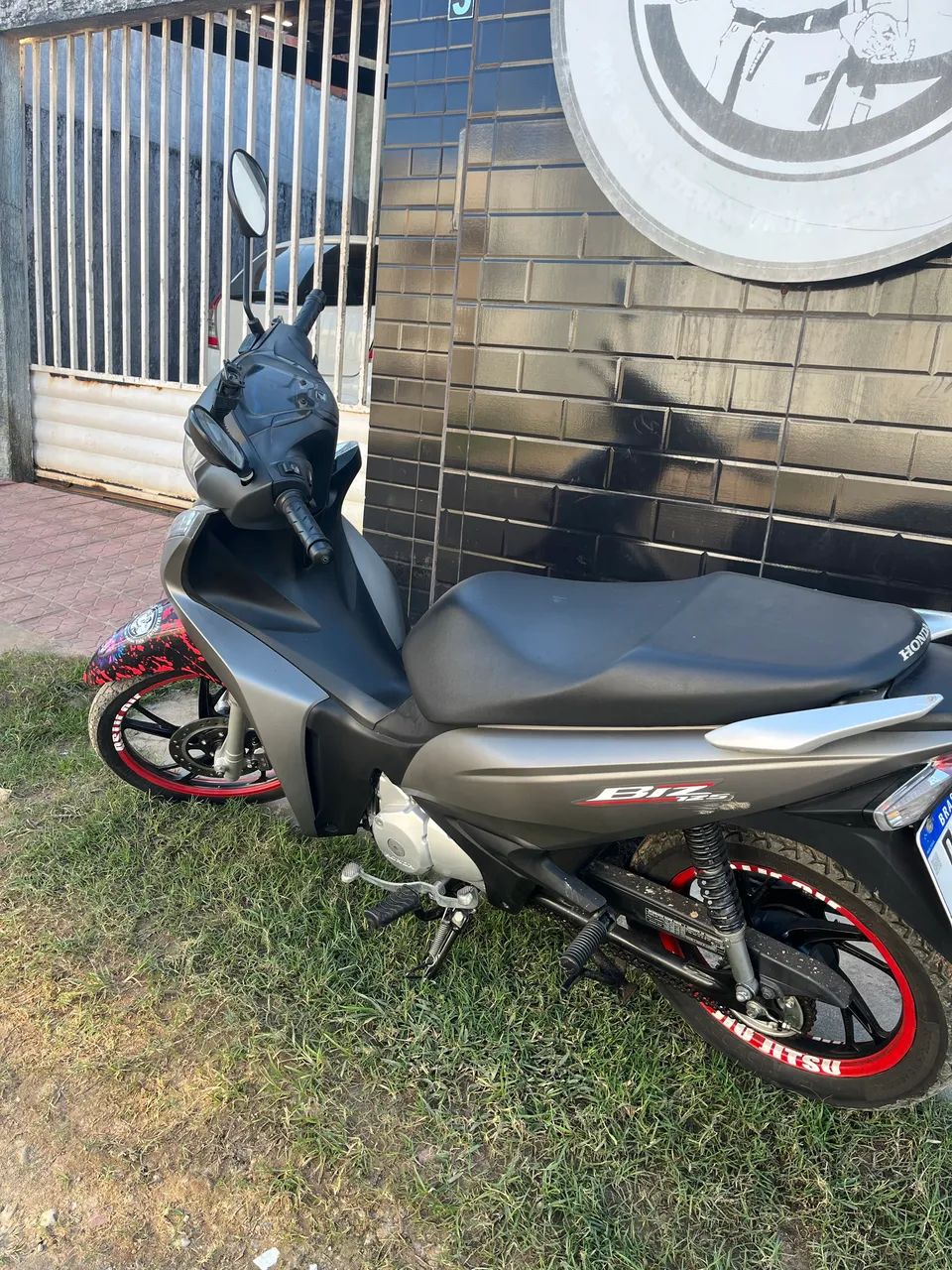 Moto muito nova  - Foto 2