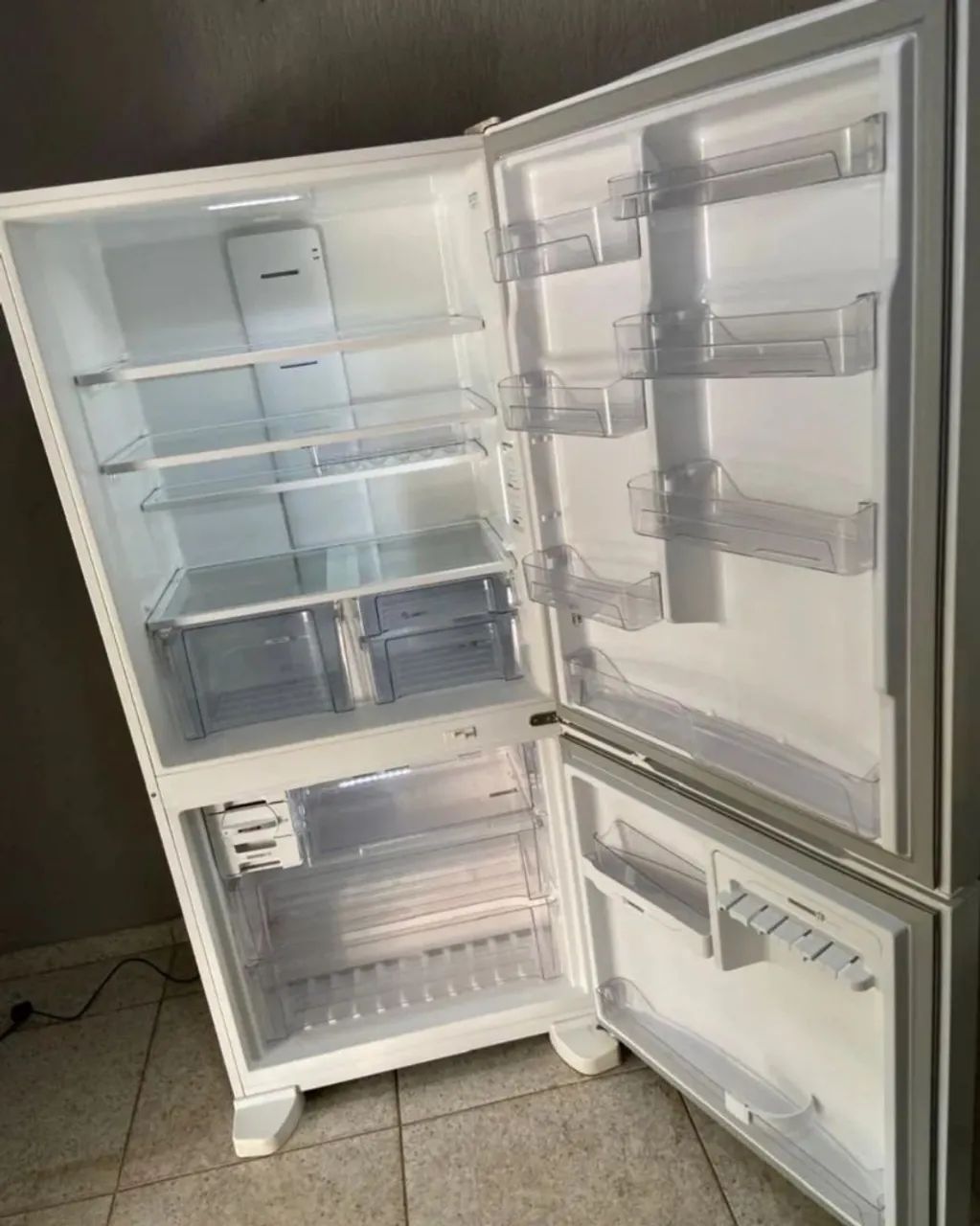 Geladeira brastemp inverse 586L  - Foto 4