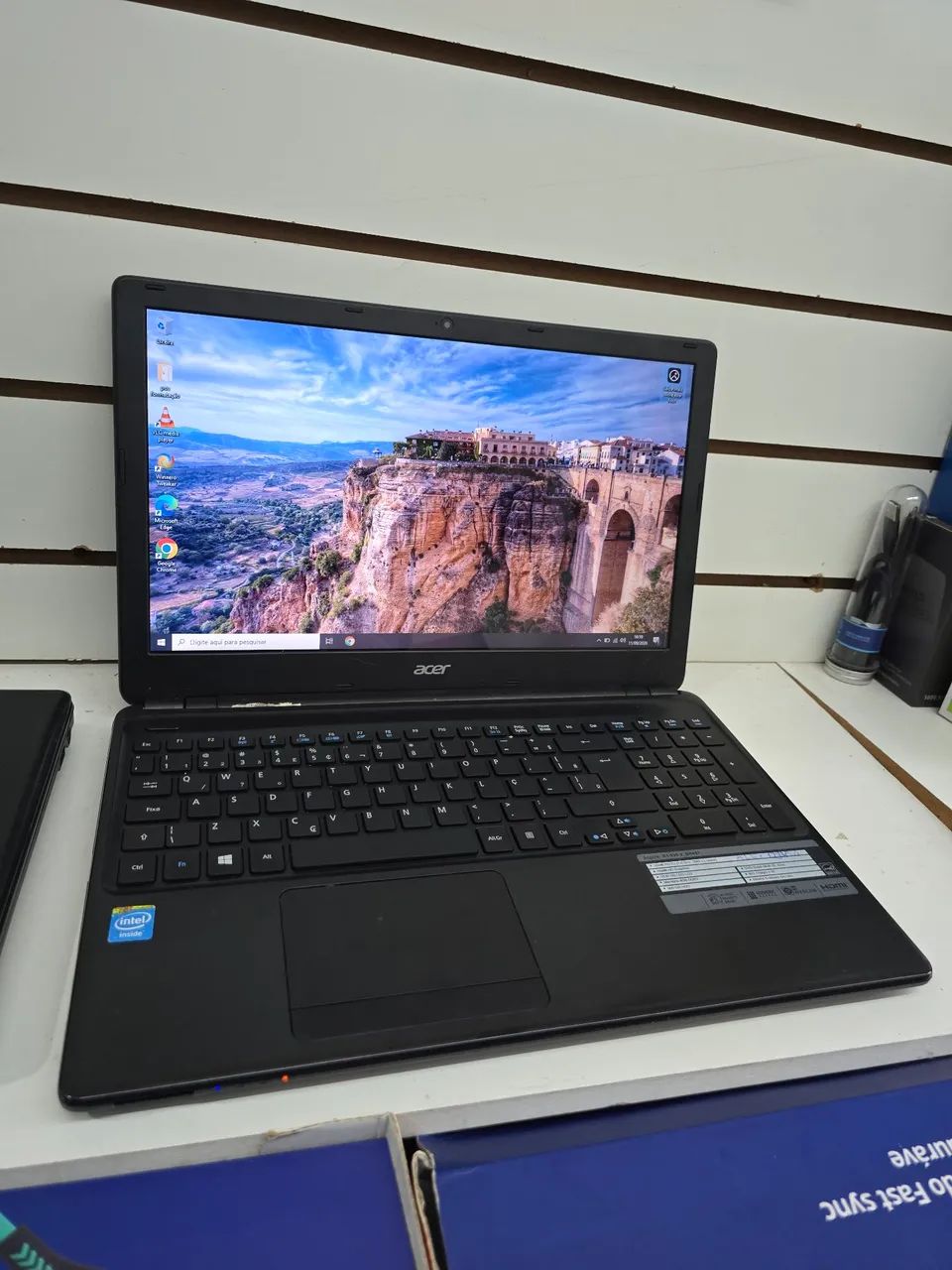 Notebook Acer core i3 em excelente estado  - Foto 3