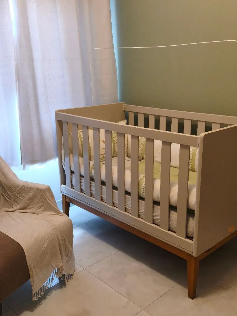Vendo lindo Berço com colchão Ortobom.  - Foto 4