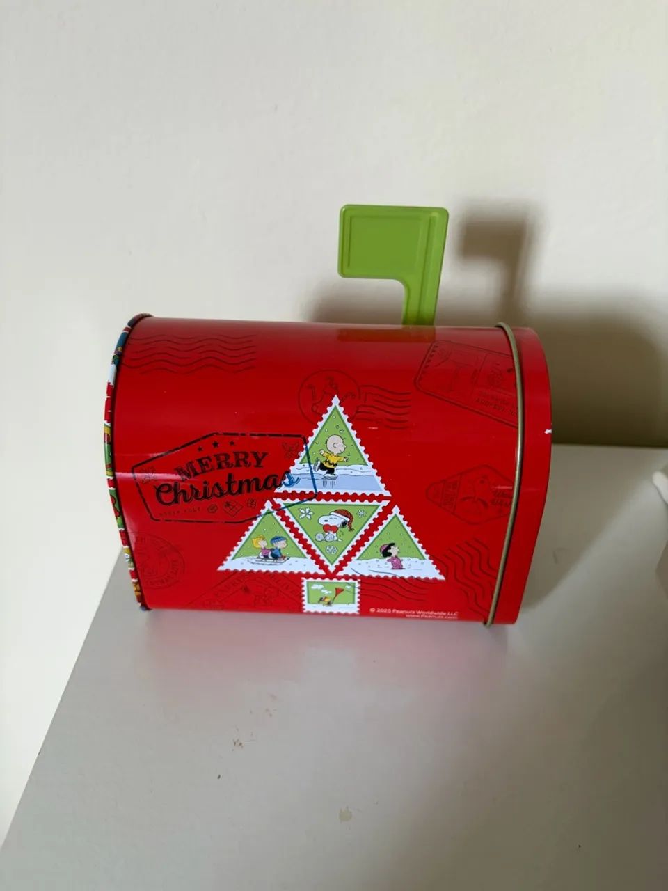 Lata Snoopy Natal 2025 - Foto 2