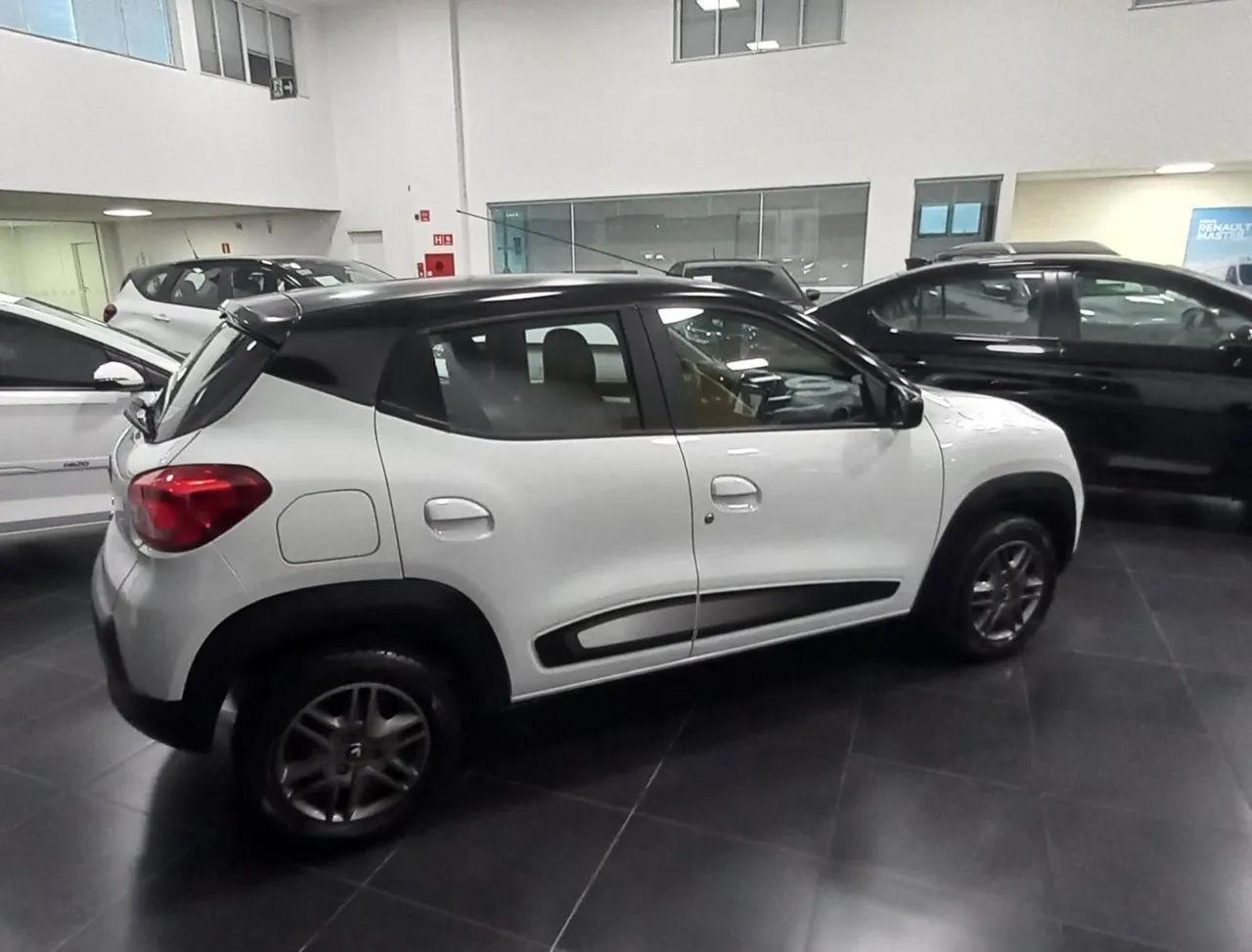 Renault Kwid Intense 1.0 Flex 12V 5P Mec. 2018