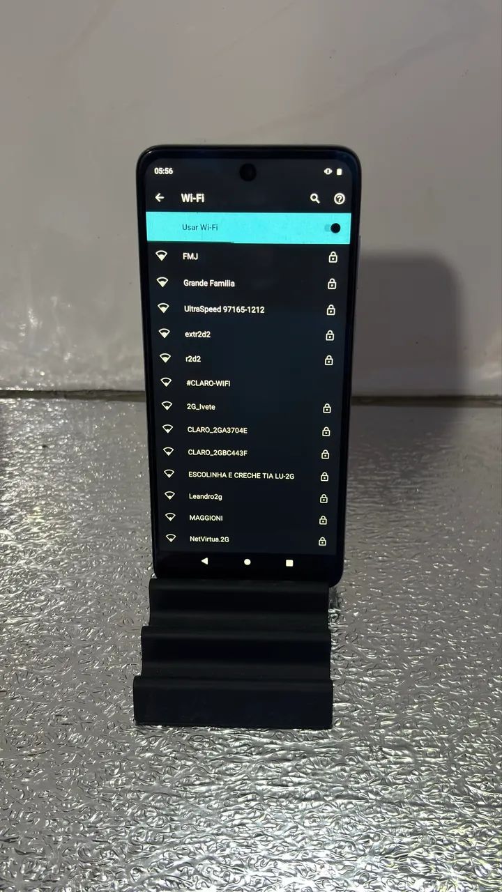 Motorola E32