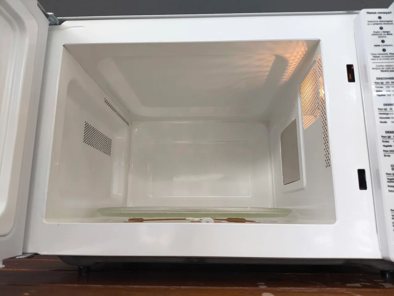 Microondas Electrolux 36 litros impecável  - Foto 5