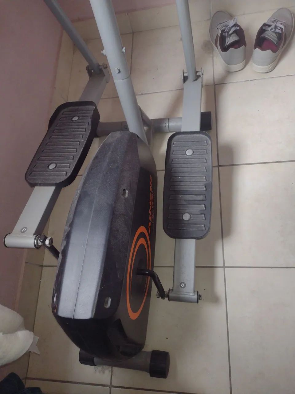 Aparelho Elíptico