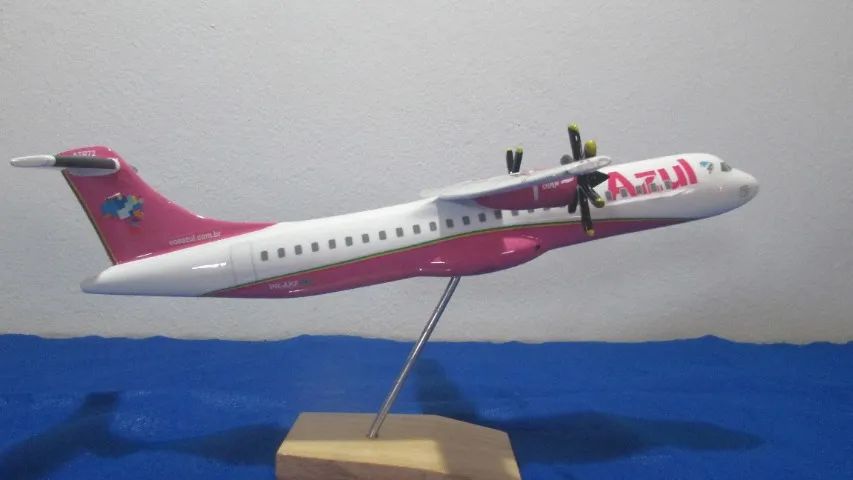 Maquete de avião da azul Rosa - Foto 3