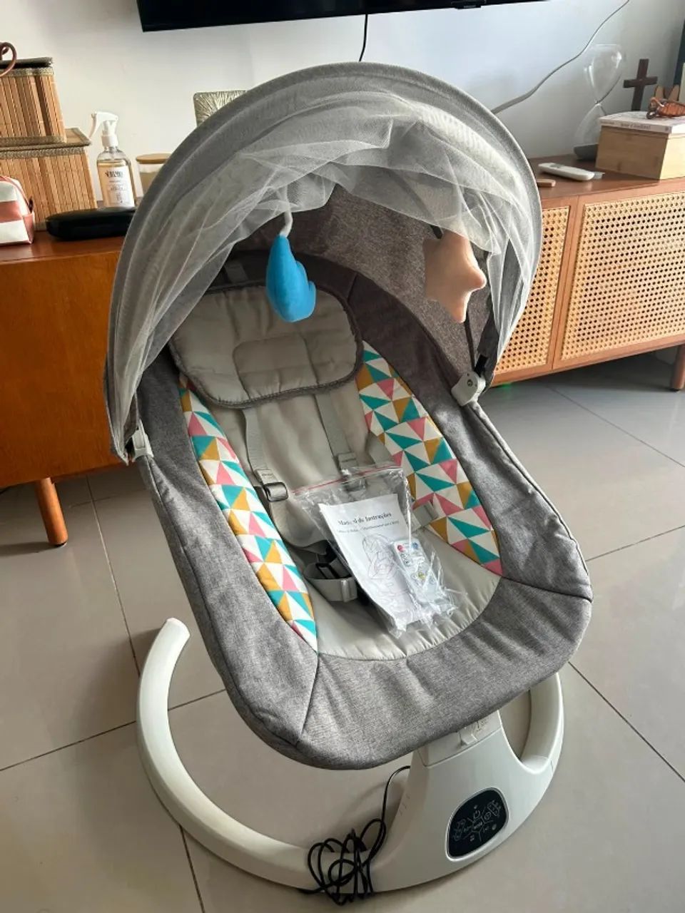 Cadeira de balanço elétrica para bebê - Foto 4