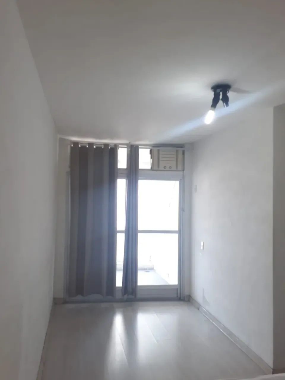 EXCELENTE FLAT NA LAPA COM SERVICOS!! - Foto 2