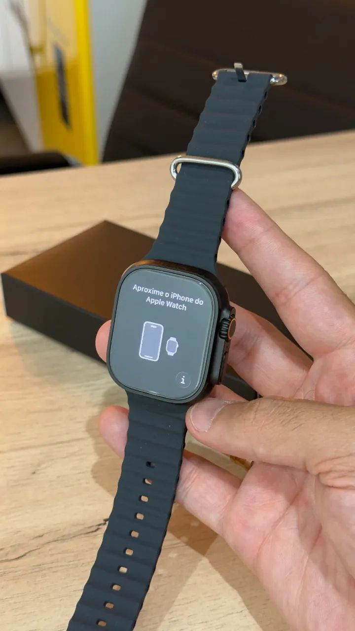 Apple Watch Ultra 2 49mm Preto Cellular 4G + GPS - Apenas 1 mês de uso! Garantia até 2027!