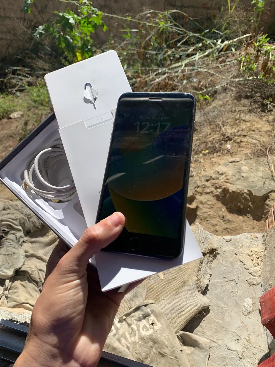 Vendo iPhone 8 Plus novinho  - Foto 3