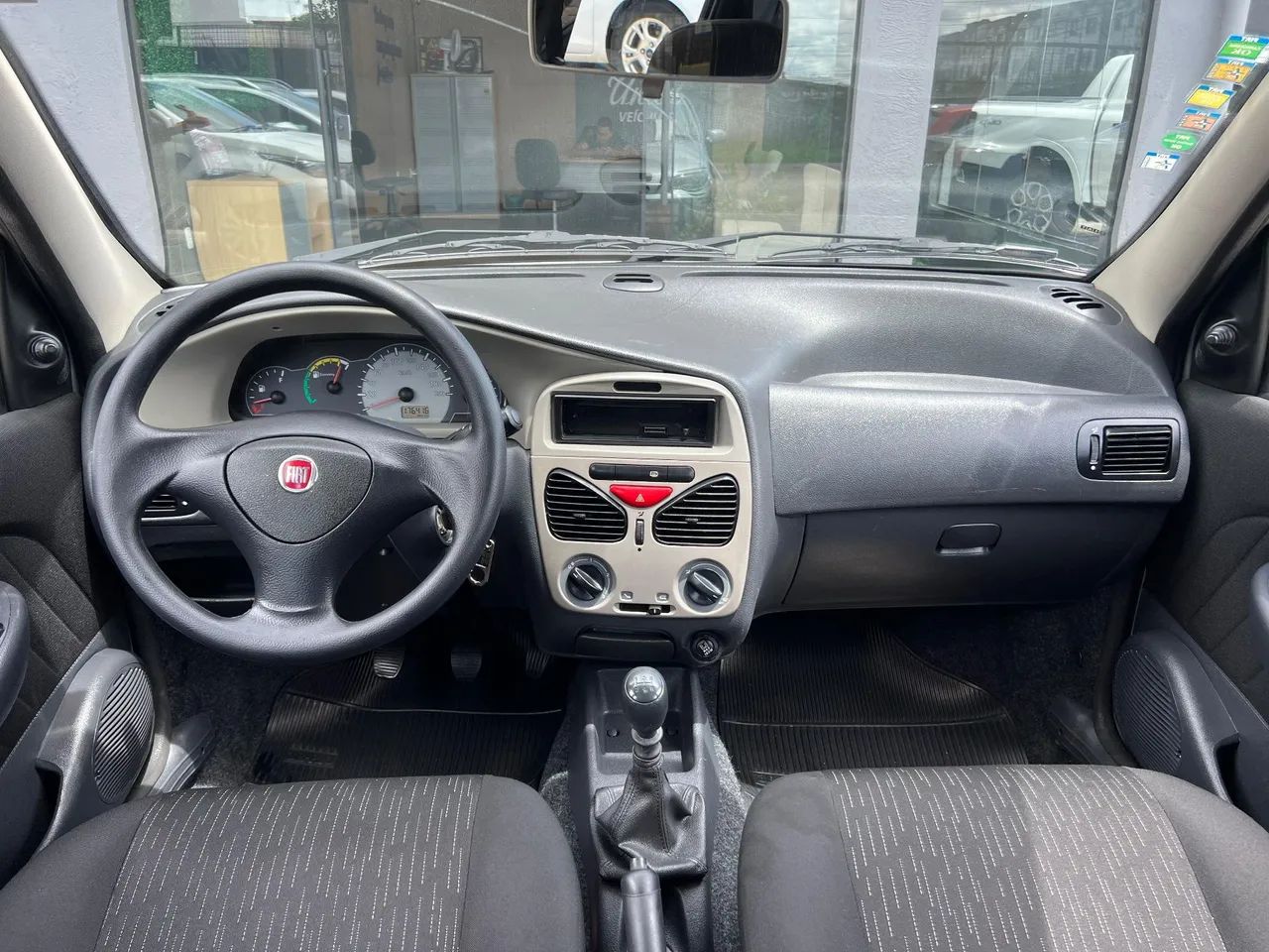Fiat Palio 1.0 Economy Fire Flex 8V 4P 2013 - Foto 7
