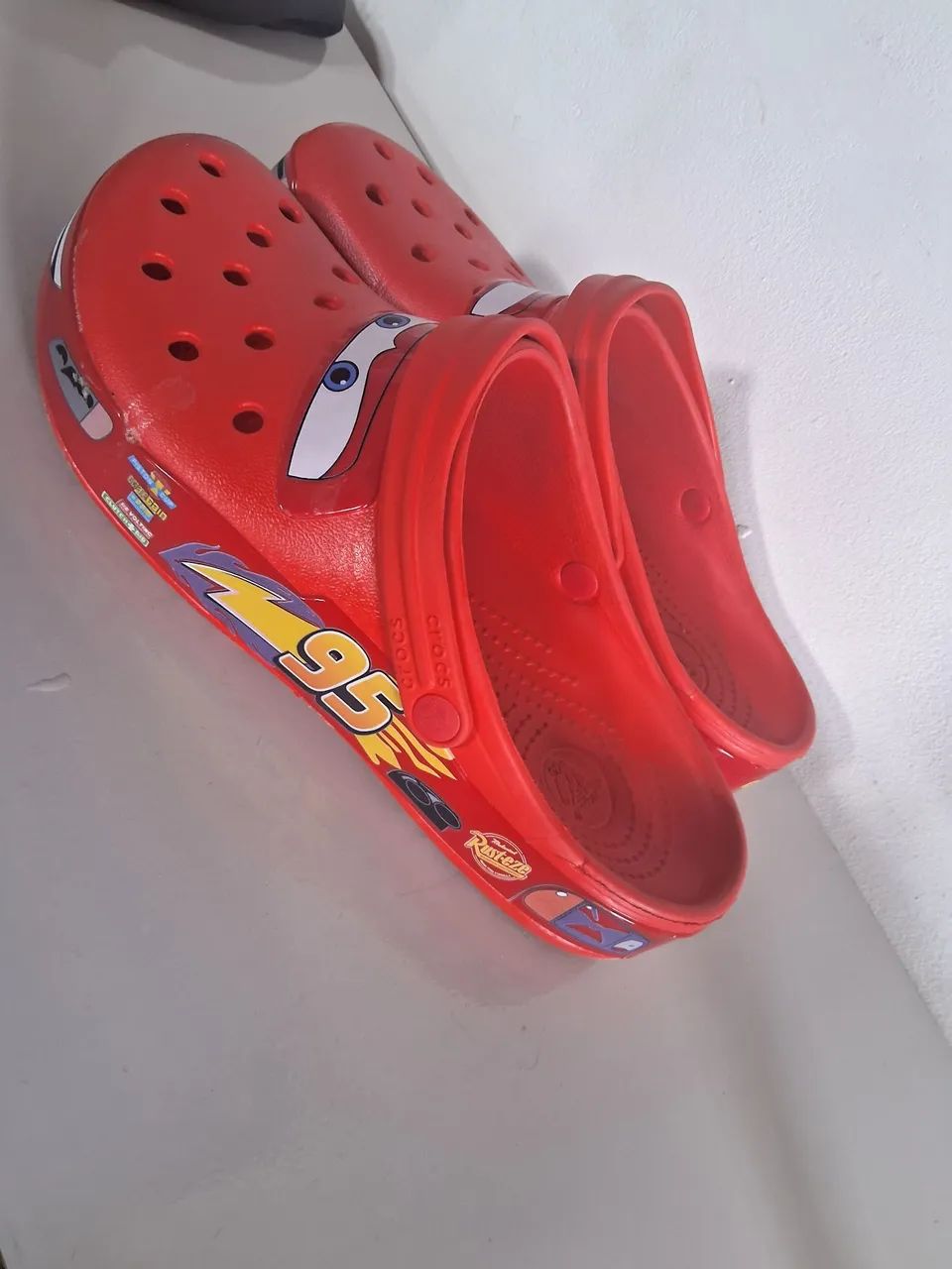 Crocs relâmpago McQueen - Foto 2