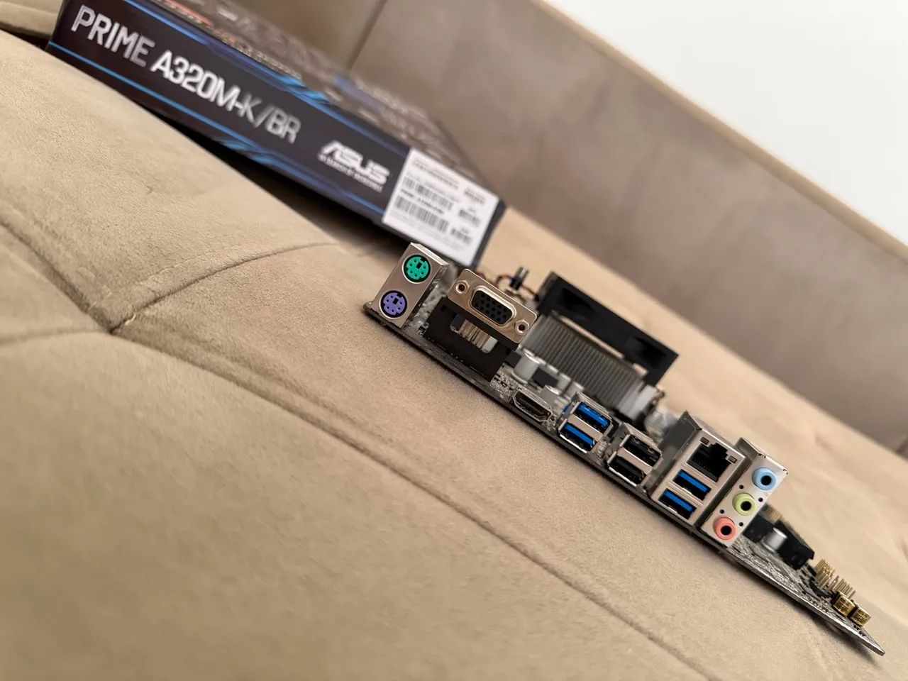 Kit ASUS A320M K + AMD Athlon 3000G - AM4 - Testado e funcionando - Foto 3