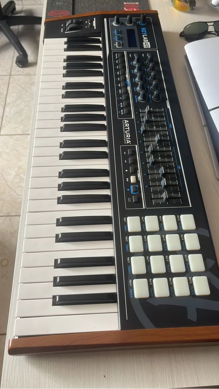 Controladora Arturia keylab 49 - Foto 3