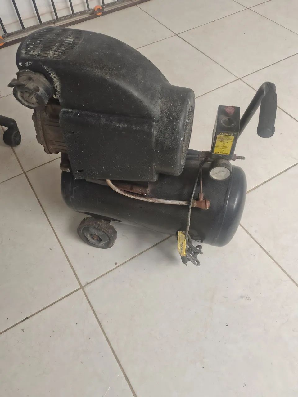 Moto compressor de ar . Funcionado normalmente  - Foto 4