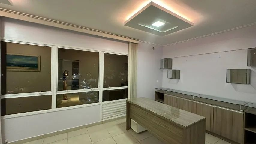 SALA COMERCIAL REFORMADA À VENDA EM SÃO LUÍS - 98 m², MOBILIADA E COM GARAGEM