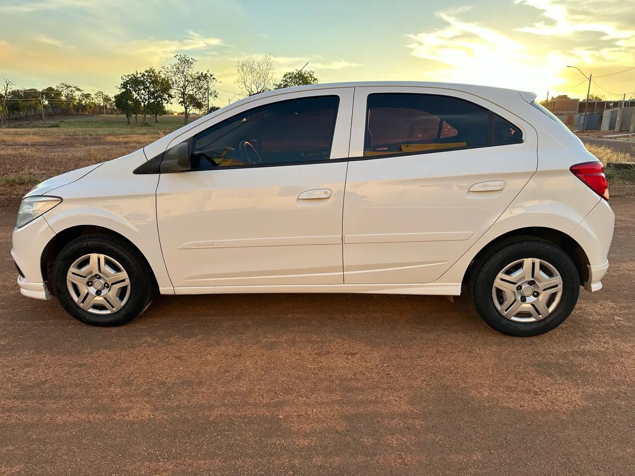 Chevrolet Onix 2016