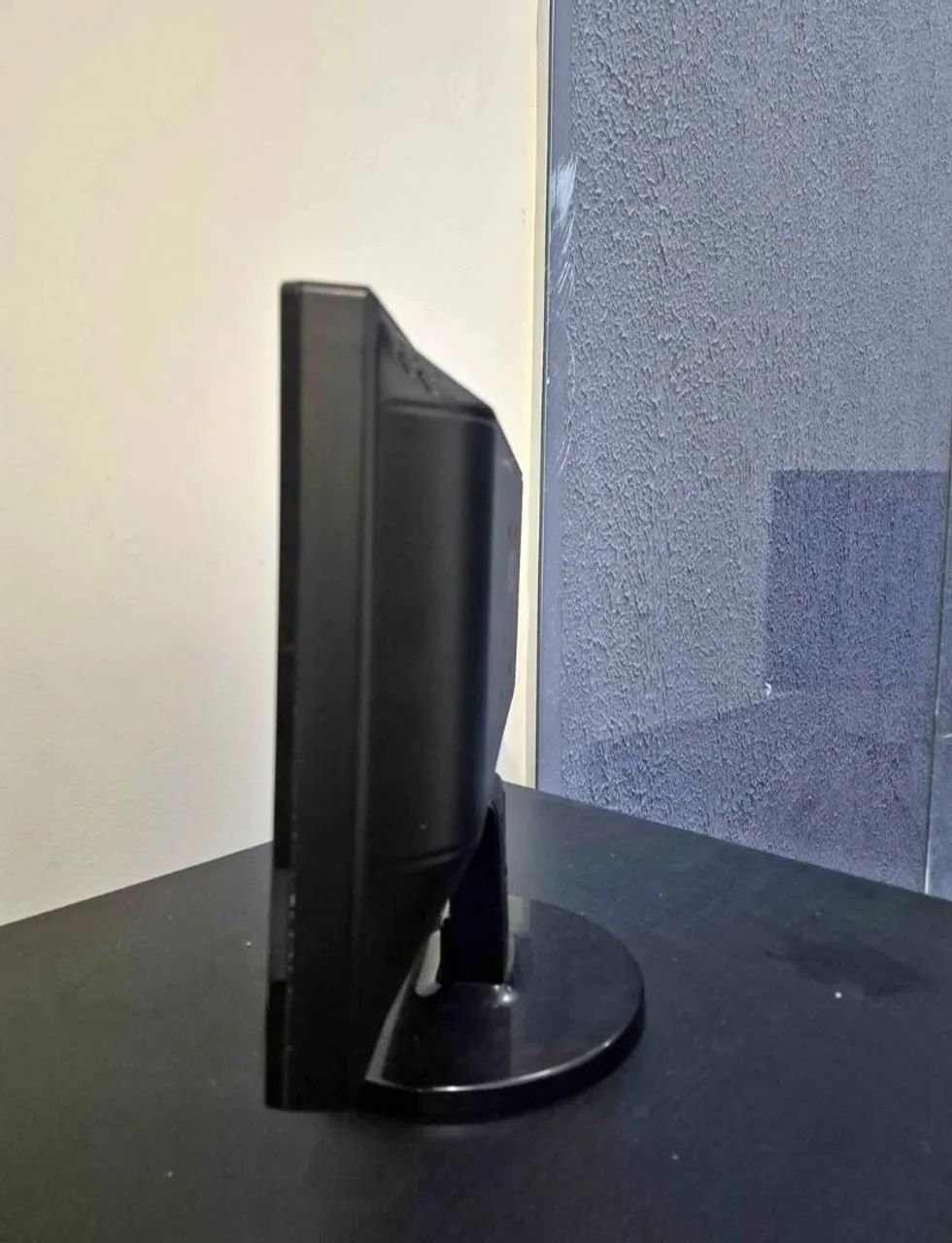 Monitor 15 Polegadas AOC Perfeitas Condições  - Foto 4