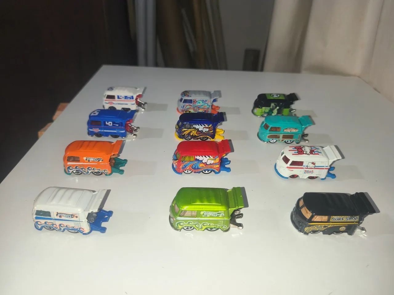 Hot Wheels kool Kombi - Lote com 12 minis - Foto 2
