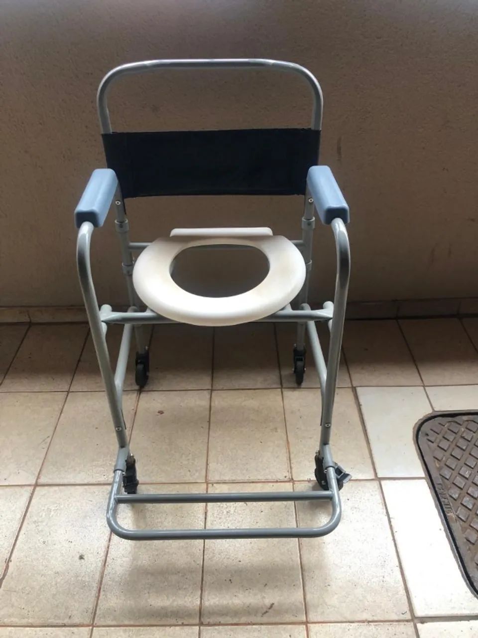 Cadeira de banho para idoso
