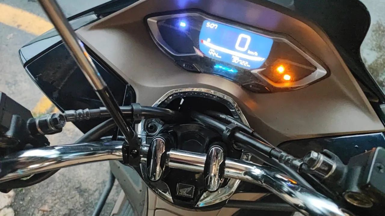 PCX 2024 DLX ABS - Foto 5