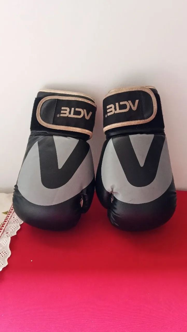 Vendo luva de boxe 