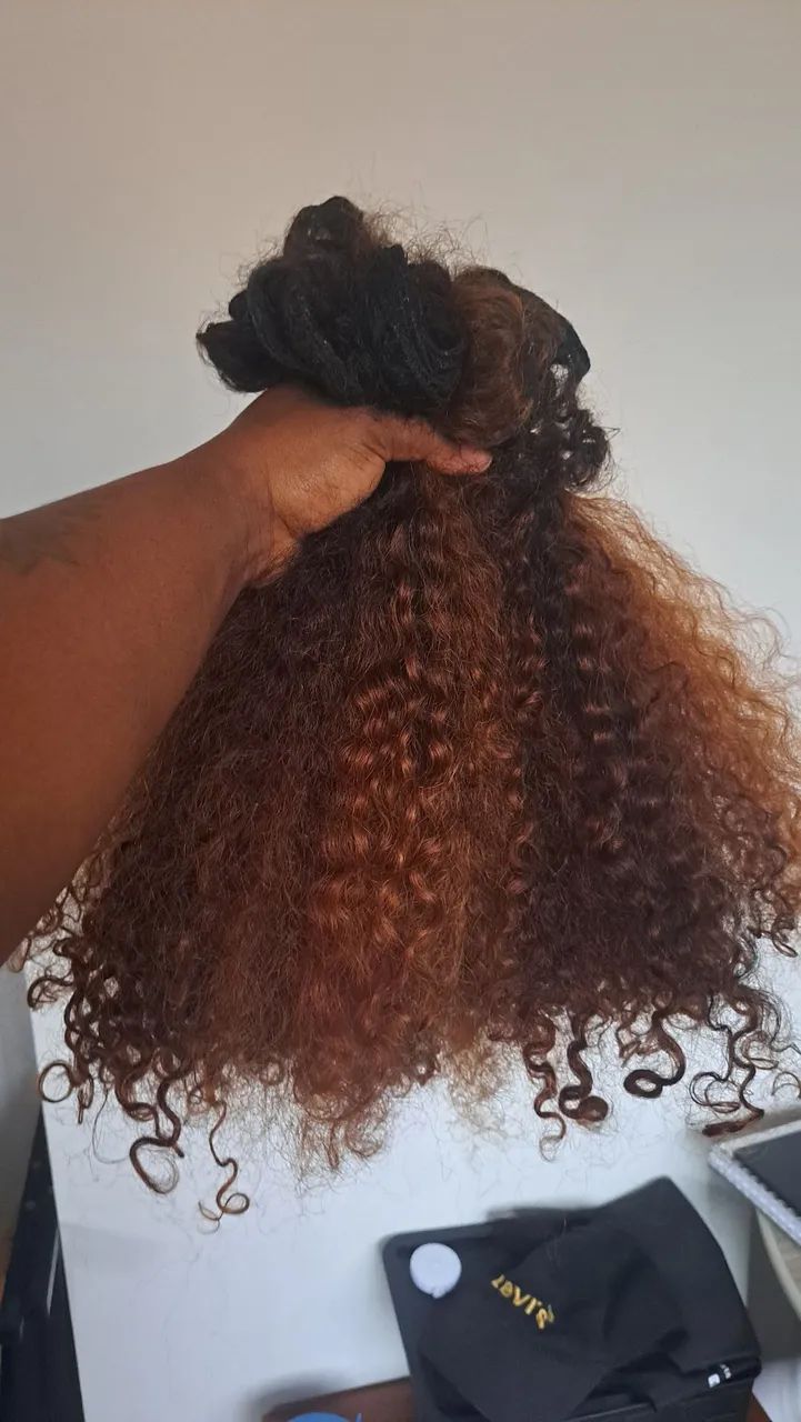 Vendo cabelo Humano cacheado 