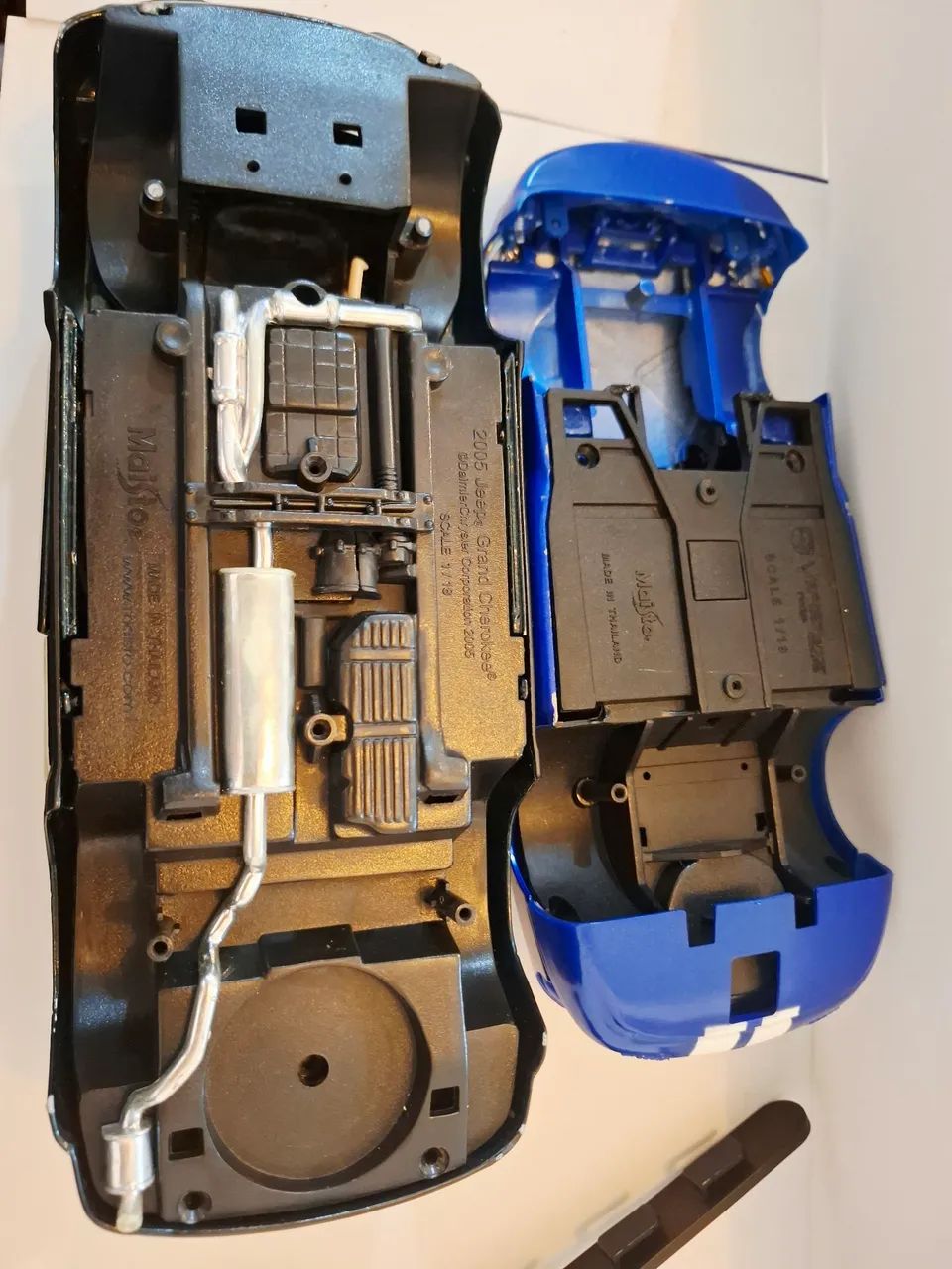 Miniaturas SUCATA 1:18!!! Dodge Viper e Jeep!!! - Foto 4