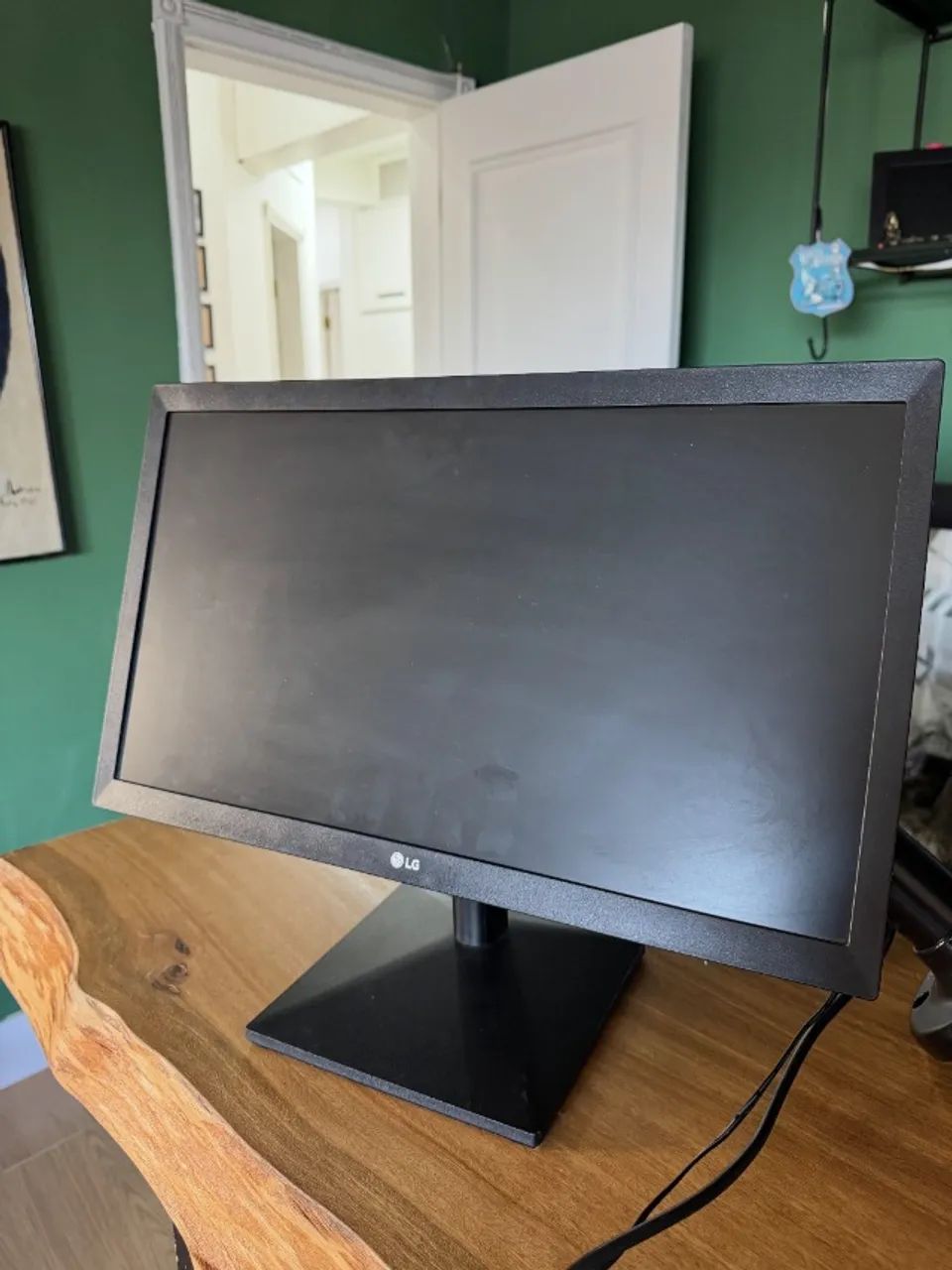 Monitor 21,5" LG