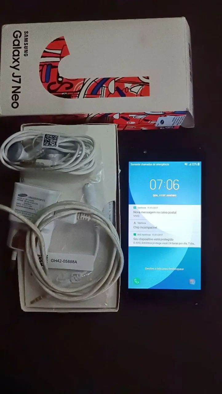 Samsung Galaxy J7 Neo  - Foto 2