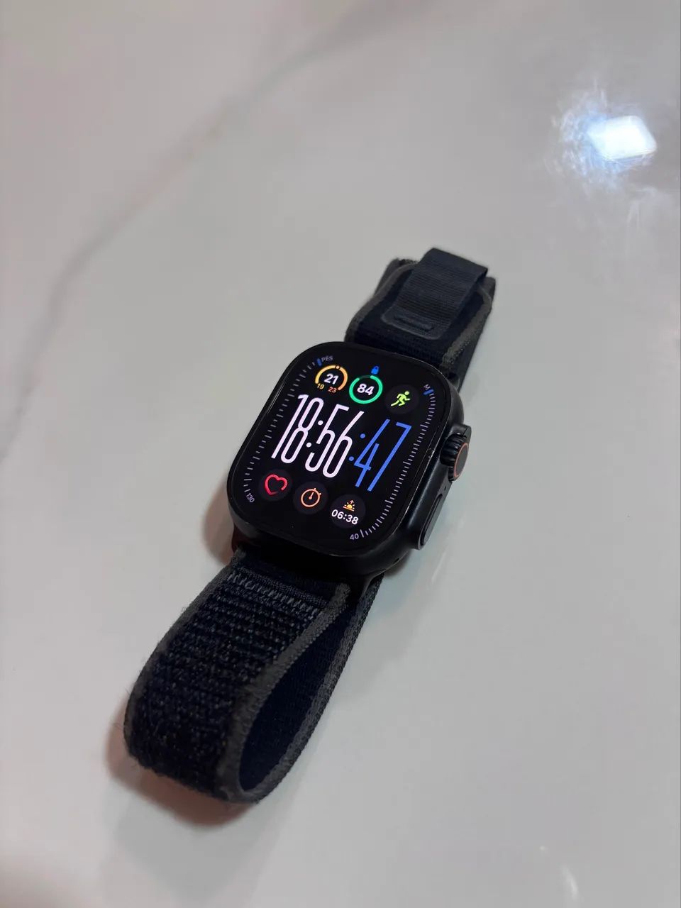 Apple watch ultra 2, black titanium, GPS + Celular, 64GB