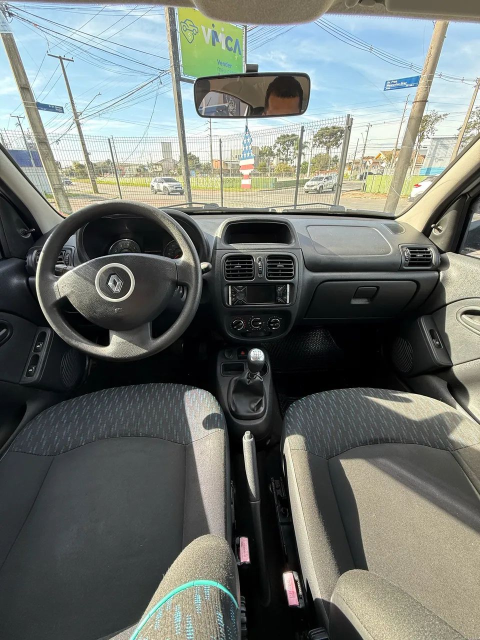 Clio  - Foto 3