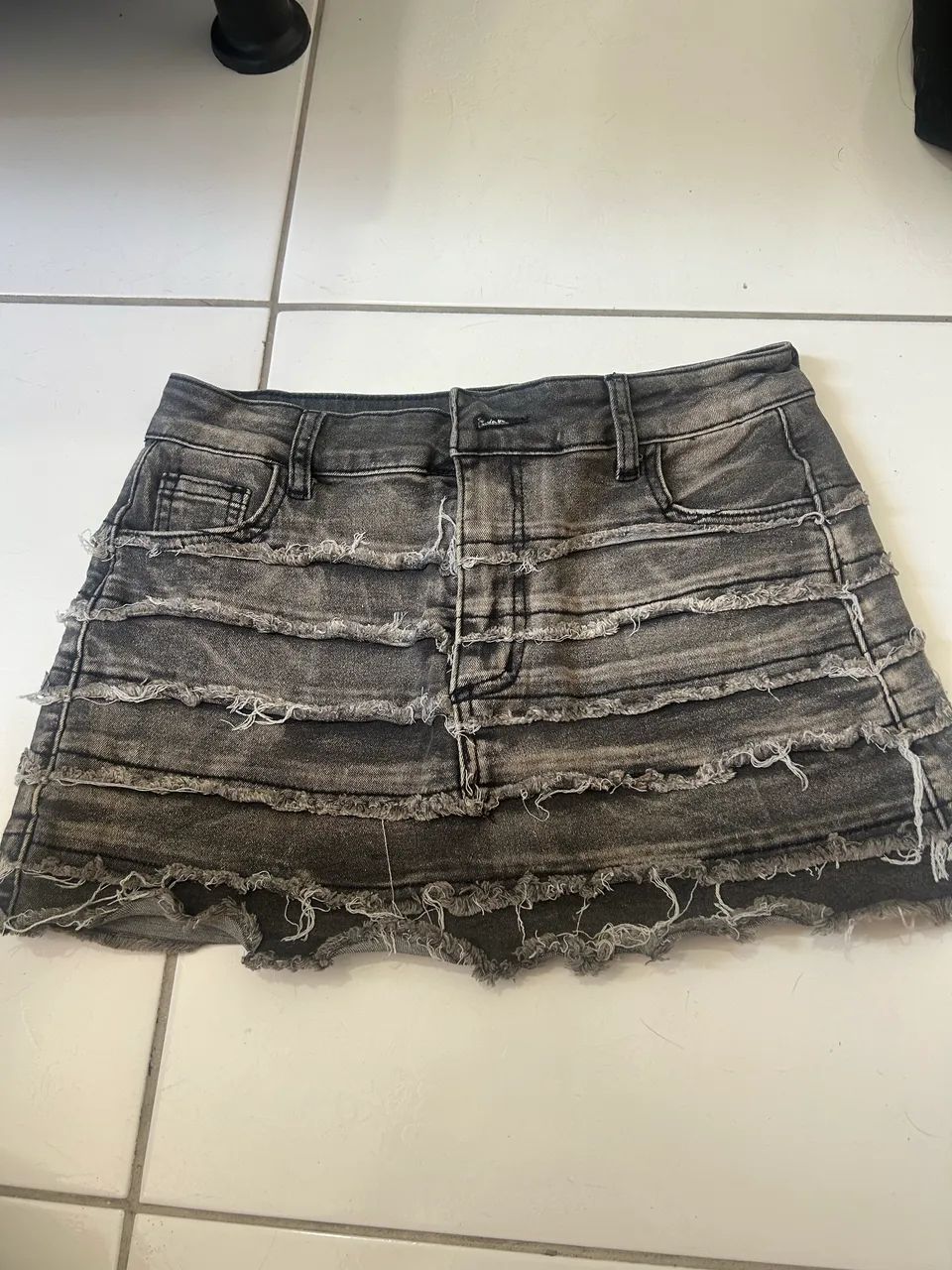 Saia jeans shein (qualquer uma das duas por 30$)