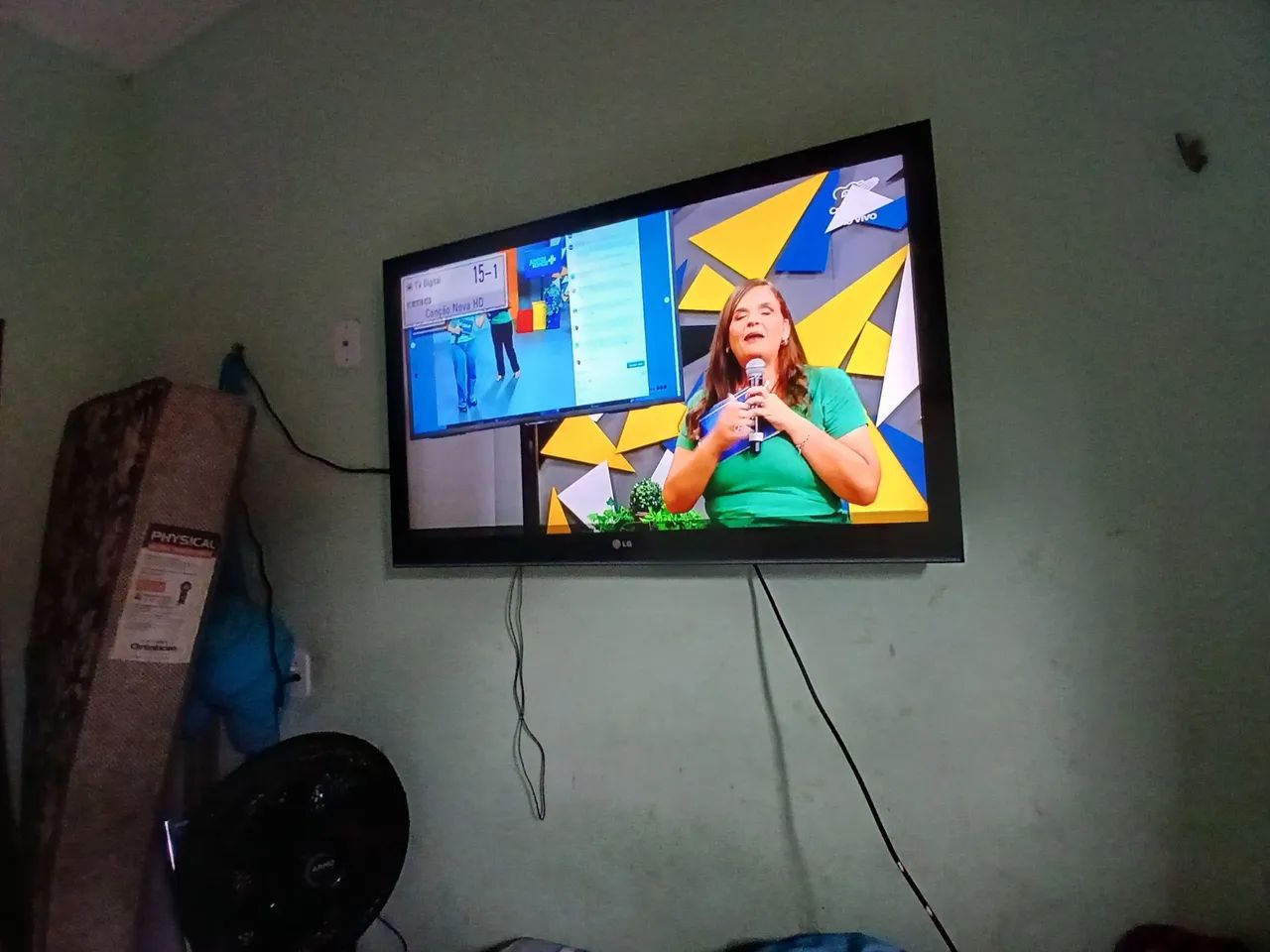 TELEVISAO LG 50 POLEGADAS ANTIGA COM ANTENA PORTATIL - Foto 3