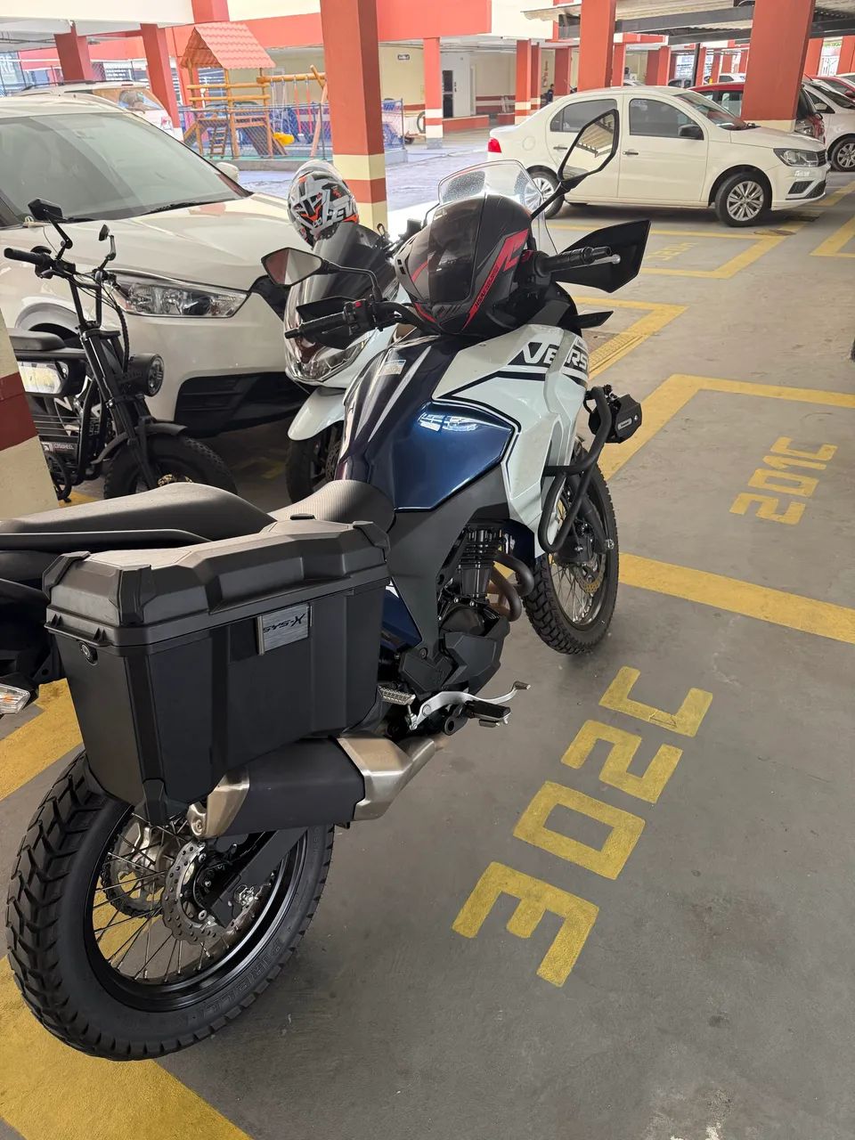 Versys 300x TR 2025 - Foto 4