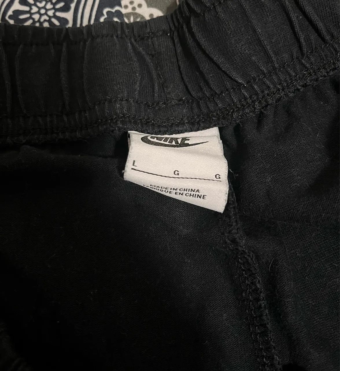 Shorts NIKE SportsWear preto - Roupas - Vila Fachini, São Paulo