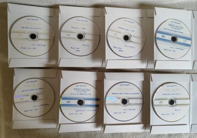 24 DVDs com Palestras e Homílias do Padre Léo - Canção Nova - Foto 3