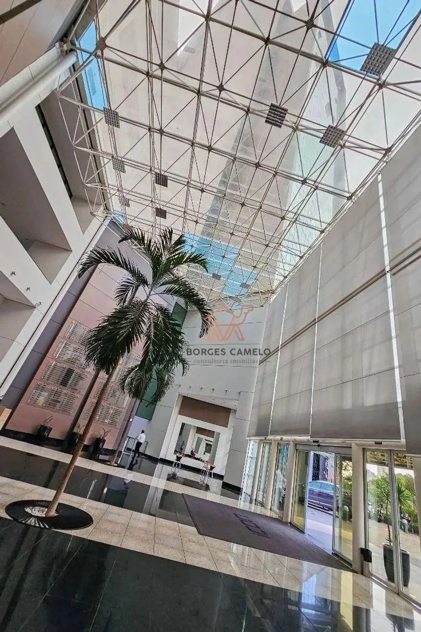 Conjunto comercial para locação no Vila da Serra