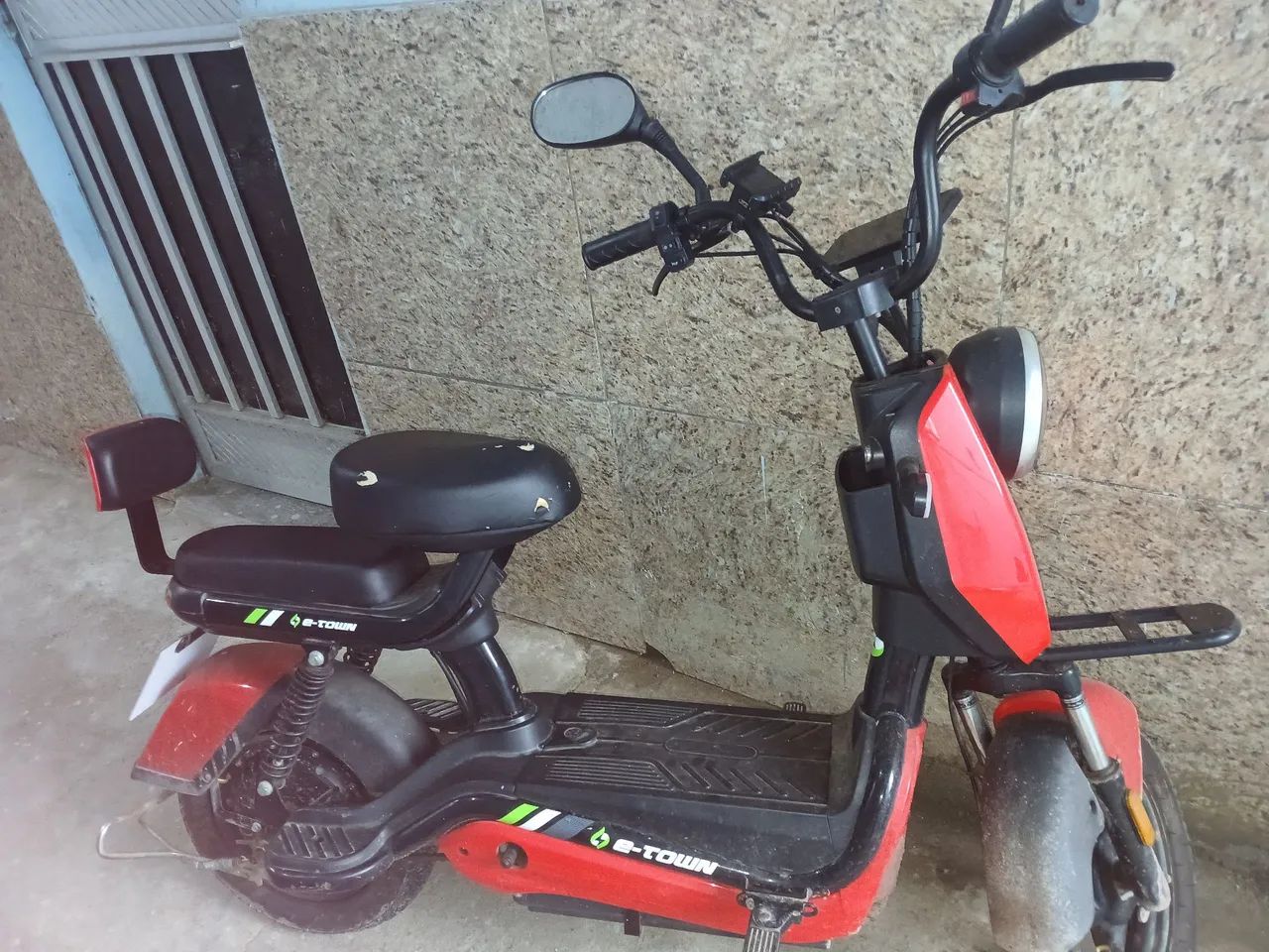 Vendo Baker eletrica 8 mês de comprada - Foto 2