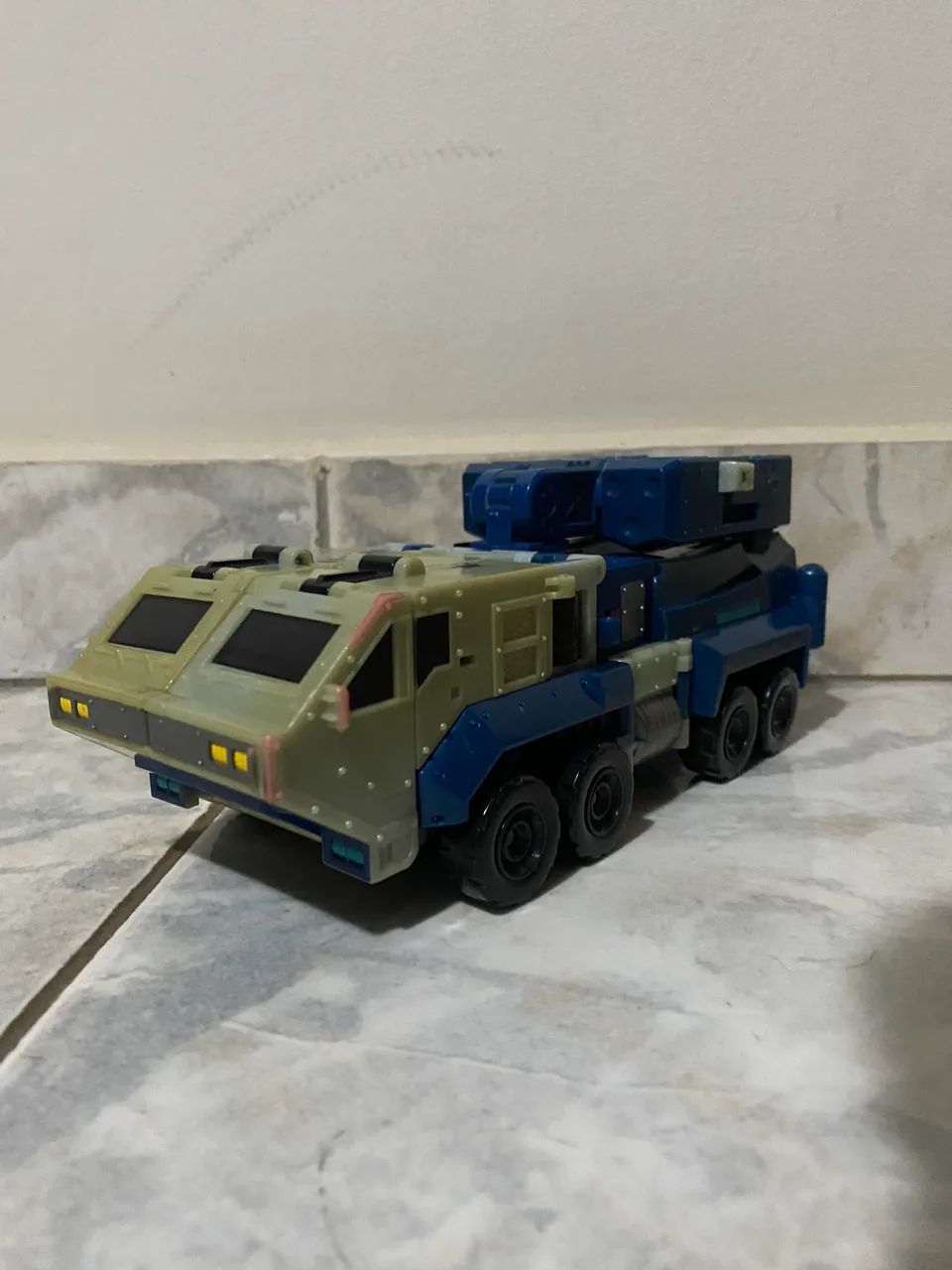 Transformers Leader Class Ultra Magnus