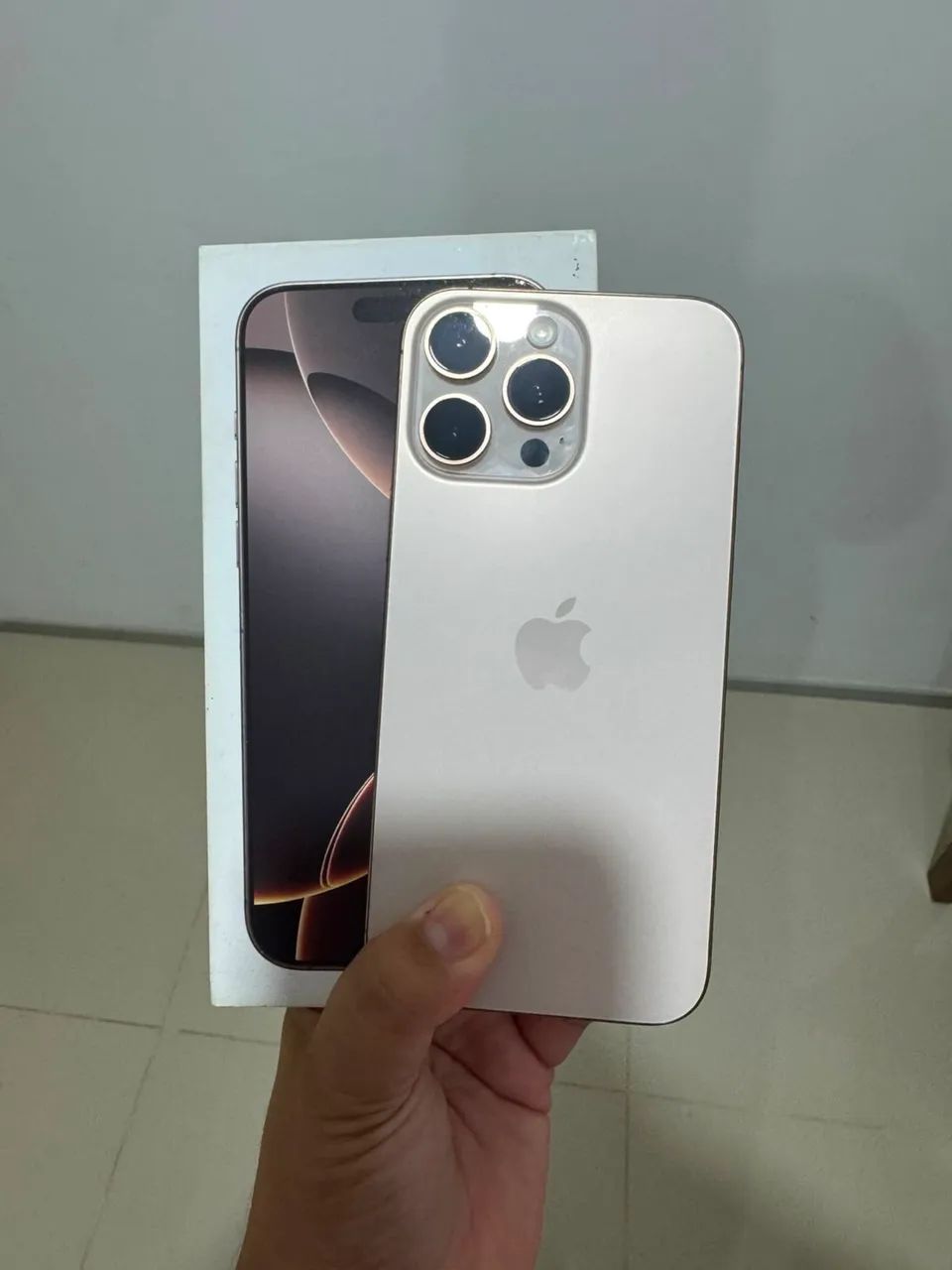 iPhone 16 Pro Max  - Foto 2