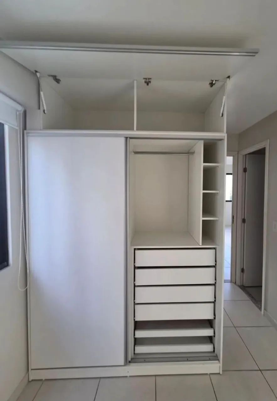 Guarda-roupas 