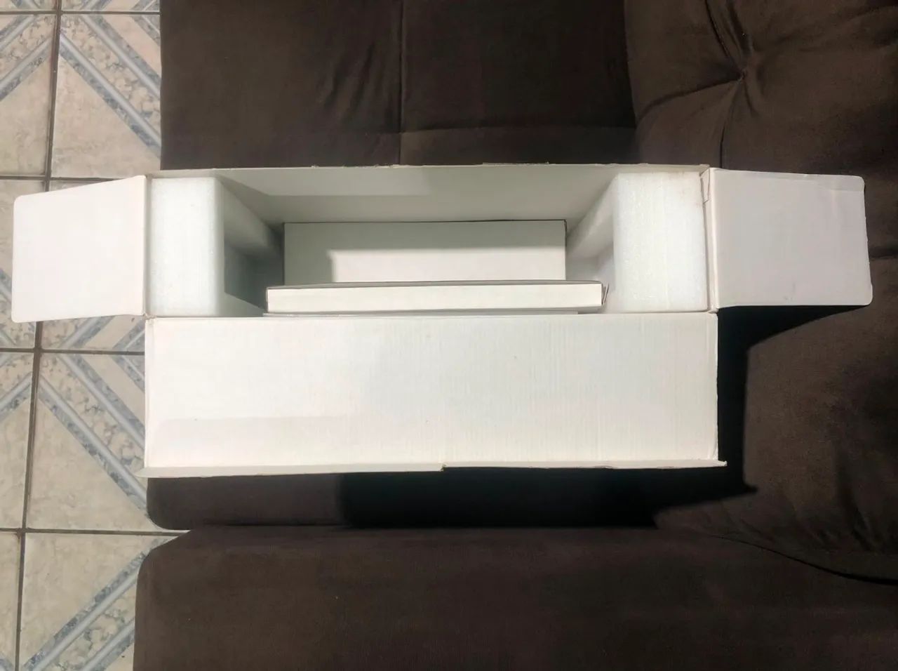 Xbox One S 1TB Branco + 2 Controles + 5 Jogos e Acessórios - Completo - Foto 5