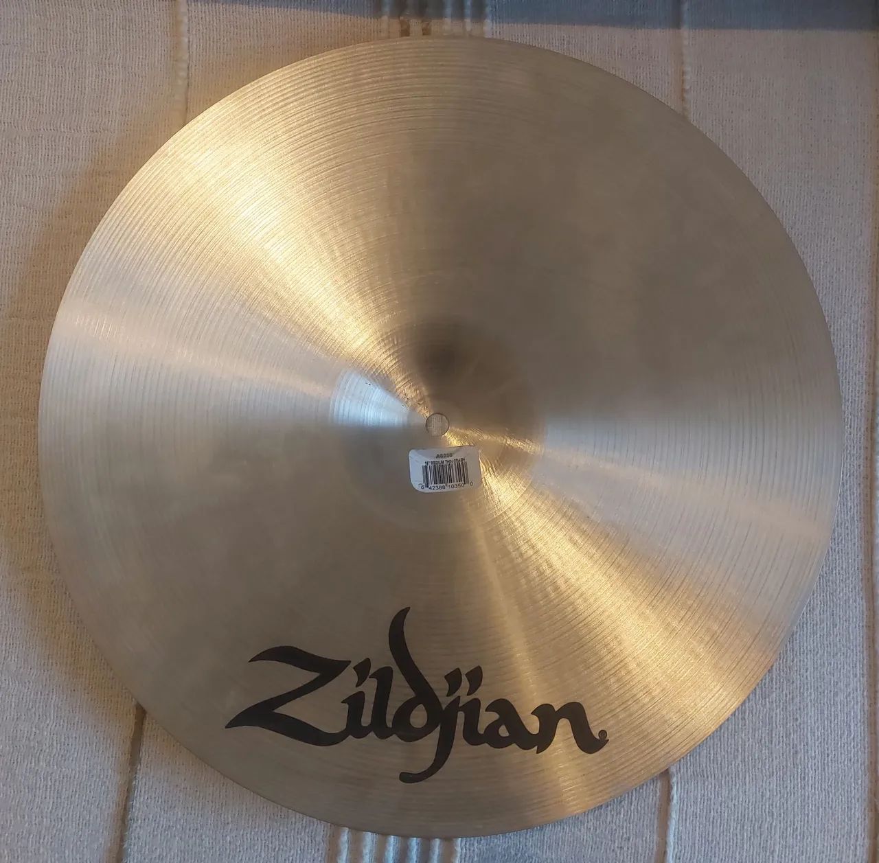 Zildjian avedis medium thin crash 16 - Foto 2