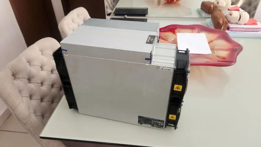 ANTMINER S19j Pro 104TH - Foto 4