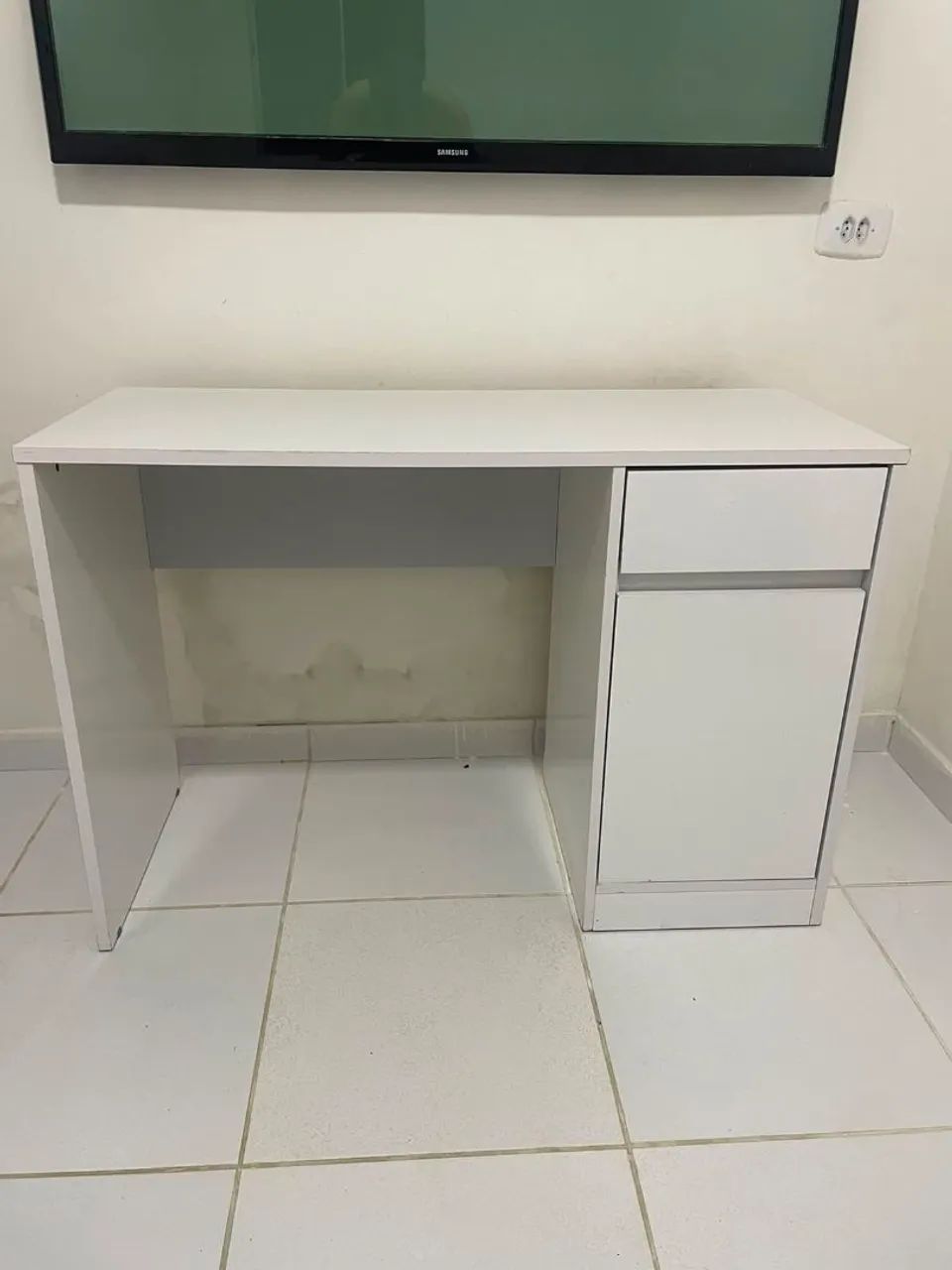 Vendo escrivaninha 