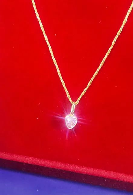 Pingente Coração Rosa Ouro 18 Kilates Pedras Zircônia 5 mm