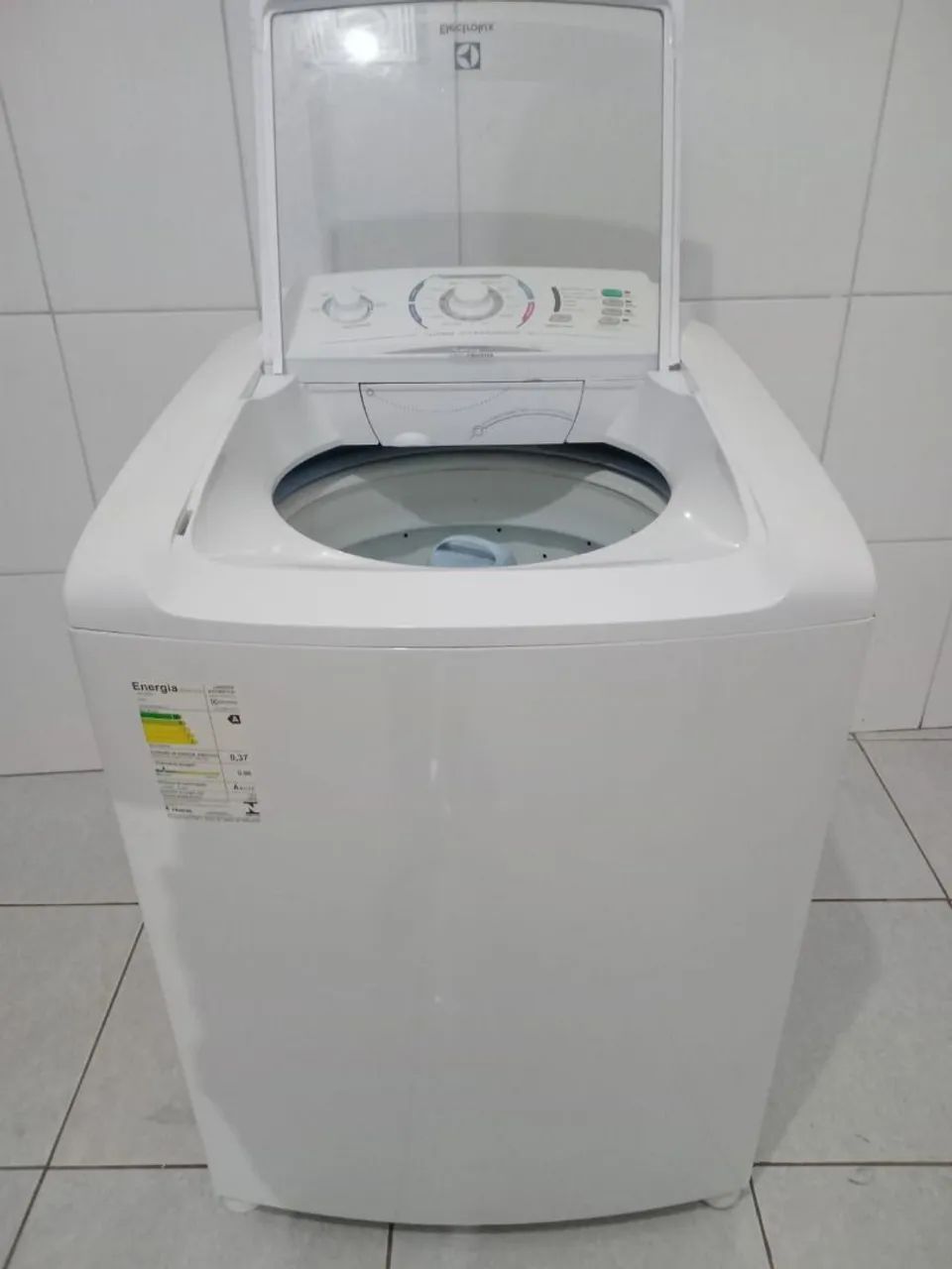 Maquina lavar eletrolux 13 kg funcionando  - Foto 5