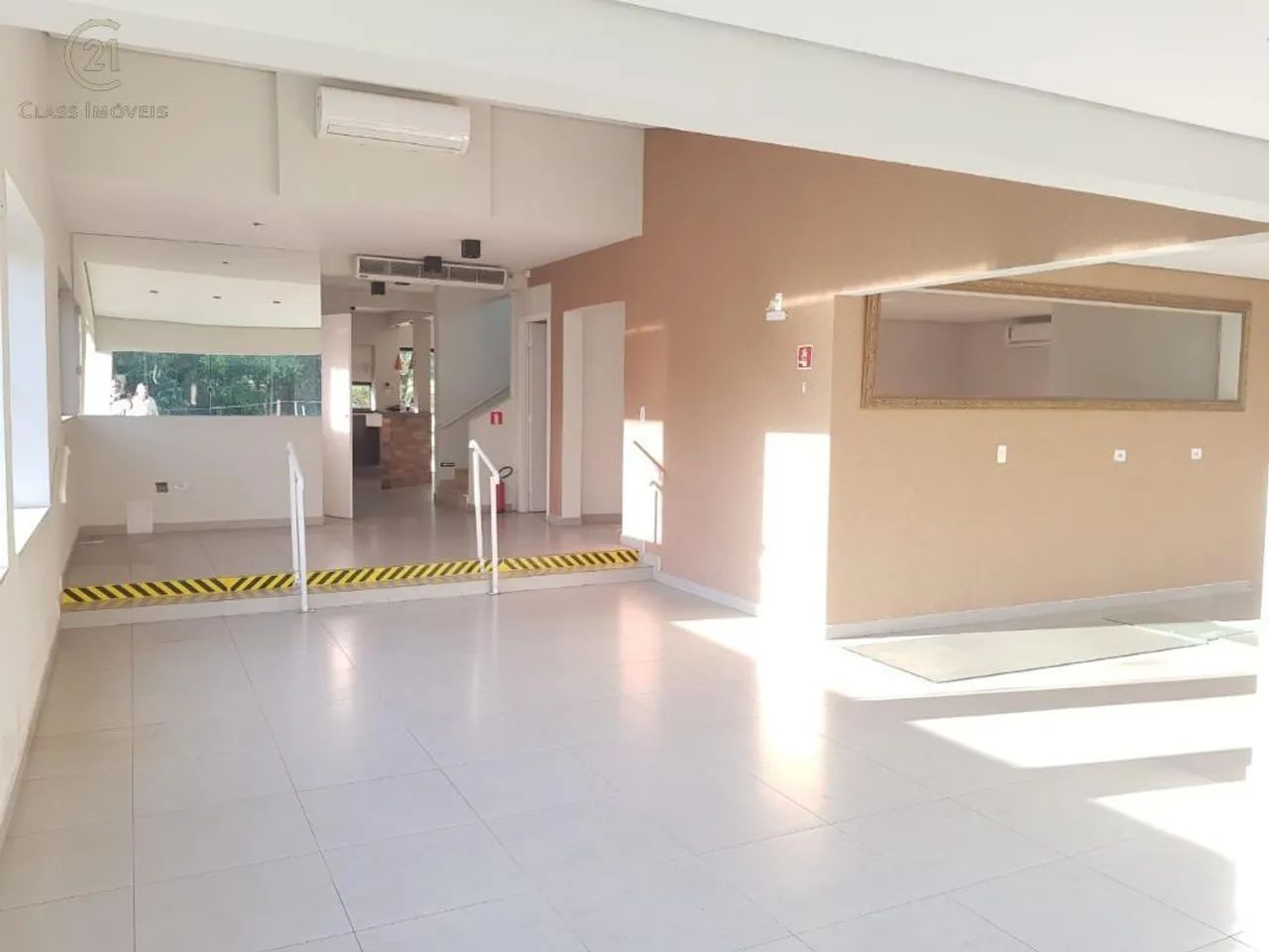 Casa para alugar em Londrina, Guanabara, com 5 quartos, com 270 m² - Foto 4